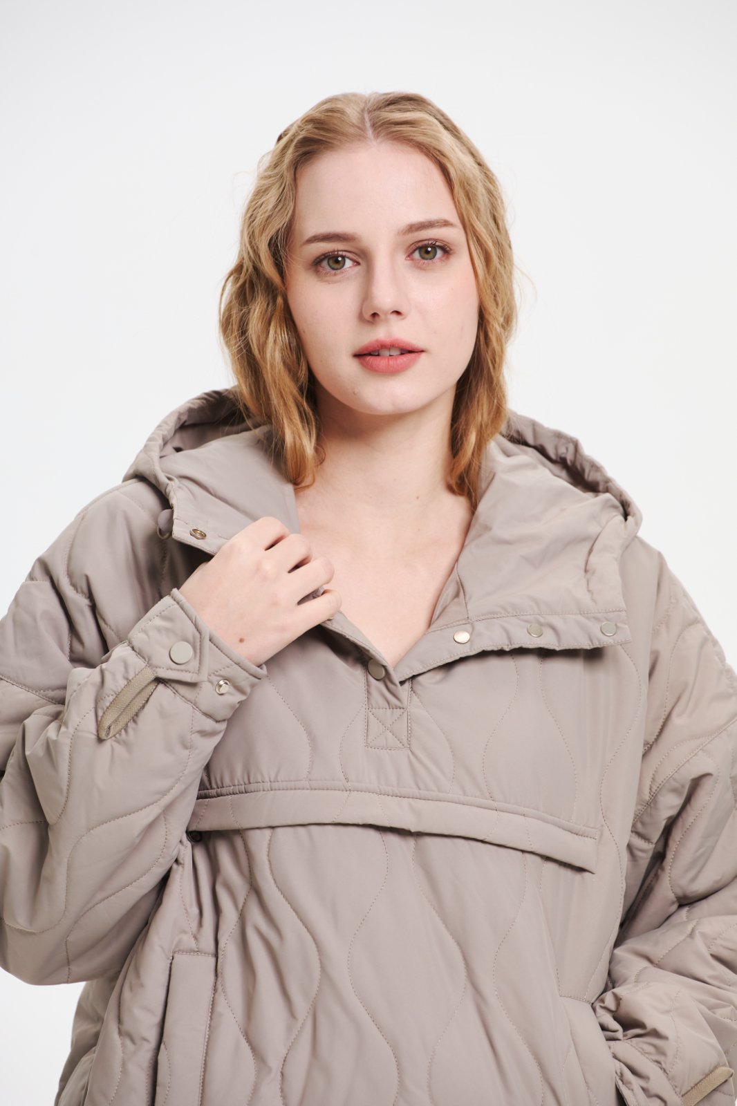 WILLOW | QUILTED WATER-REPELLENT HOODED JACKET